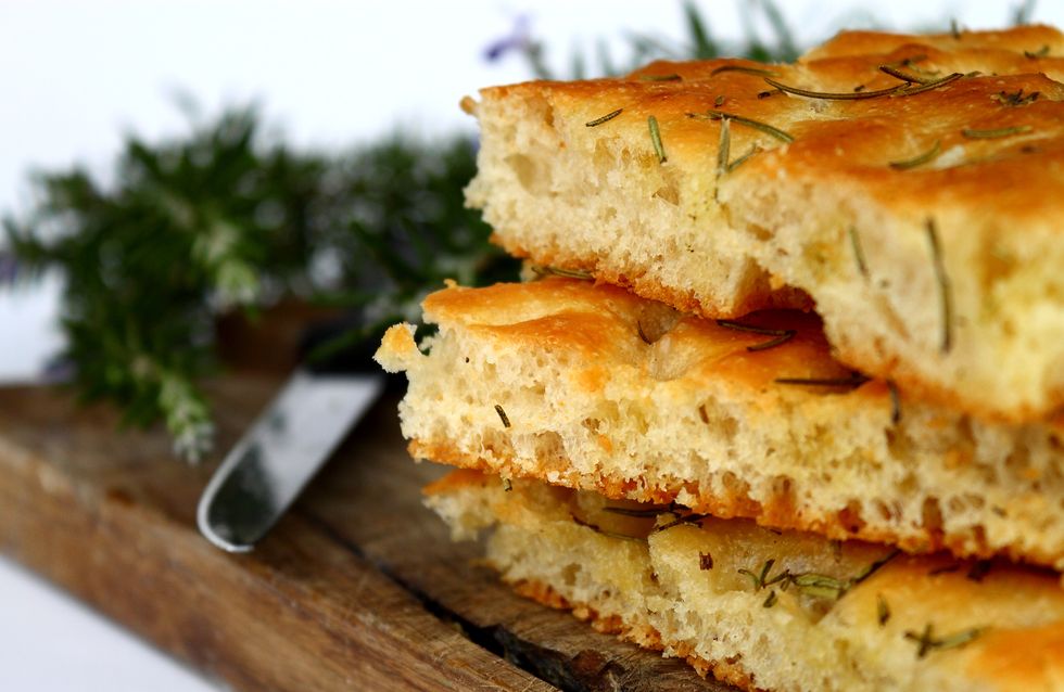 FOCACCIA TRES QUESOS
